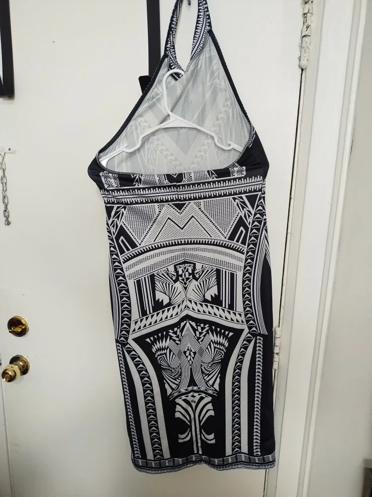 Black & White Patterned Halter Dress geometric art nouveau image indicator(2)