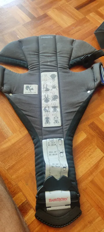 BabyBjörn Baby Carrier - Black image indicator(4)