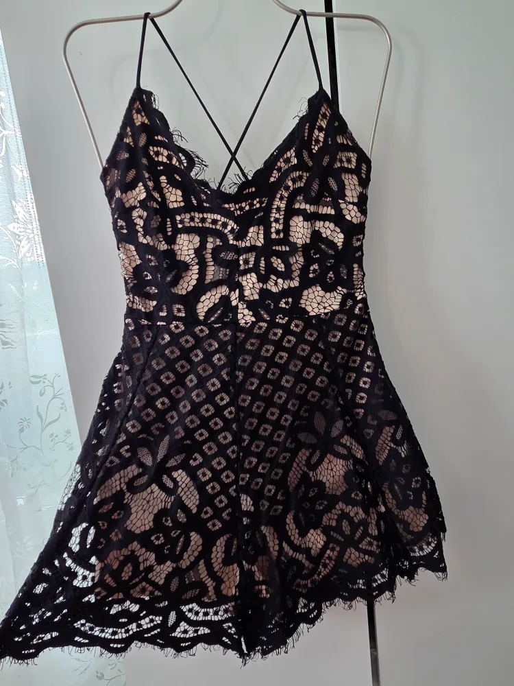 Black Lace Romper image indicator(2)