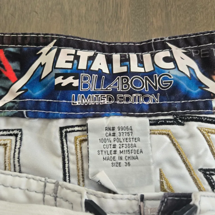 Billabong Metallica Board Shorts - Size 36 image indicator(3)