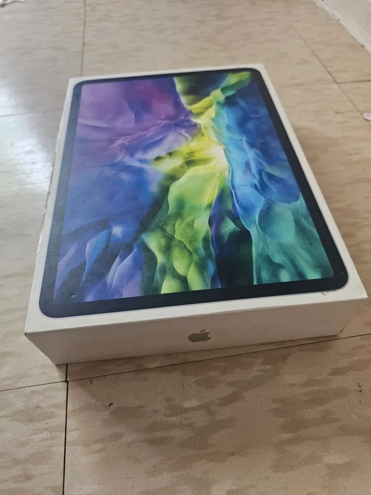 iPad Pro 2nd gen *Offer* image indicator(5)