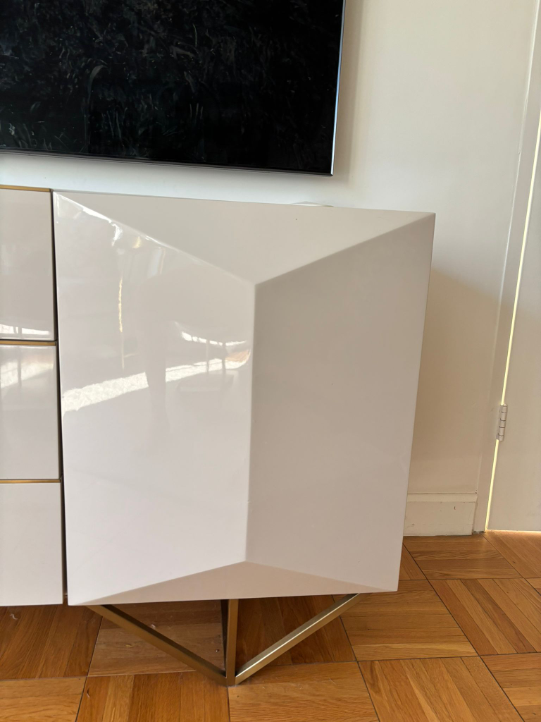 White & Gold Accent Cabinet/Credenza - photo 2
