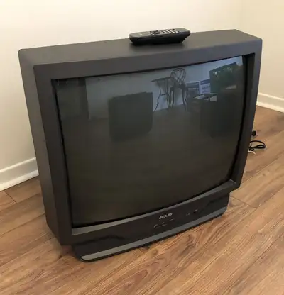 CRT tv wanted (willing to pay-READ DESCRIPTION) - photo 3