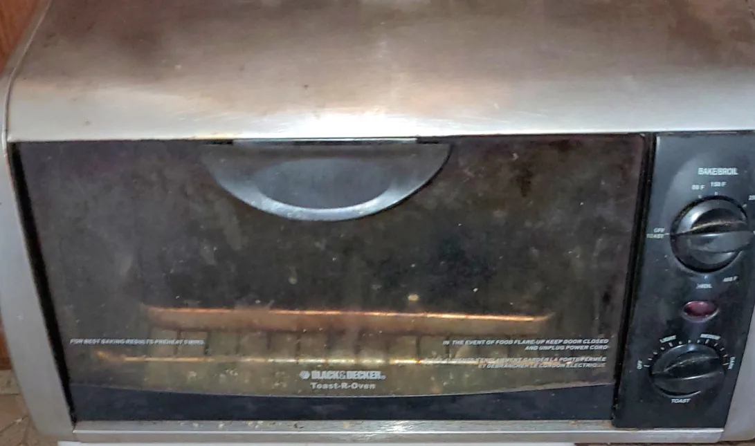 Black & Decker Toast-R-Oven thumbnail