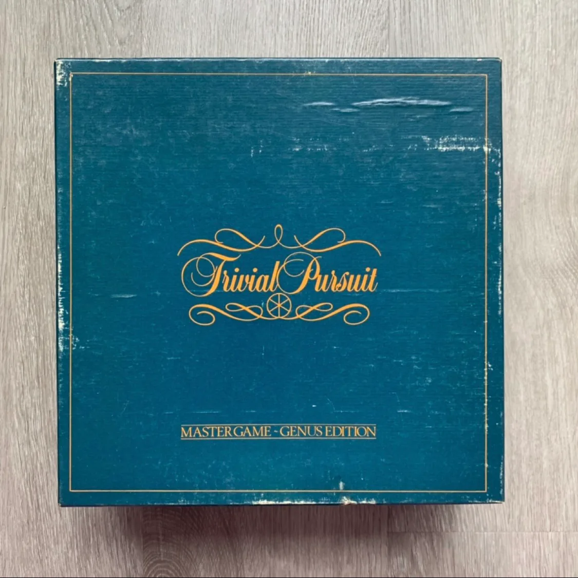 Vintage Trivial Pursuit game image indicator(2)
