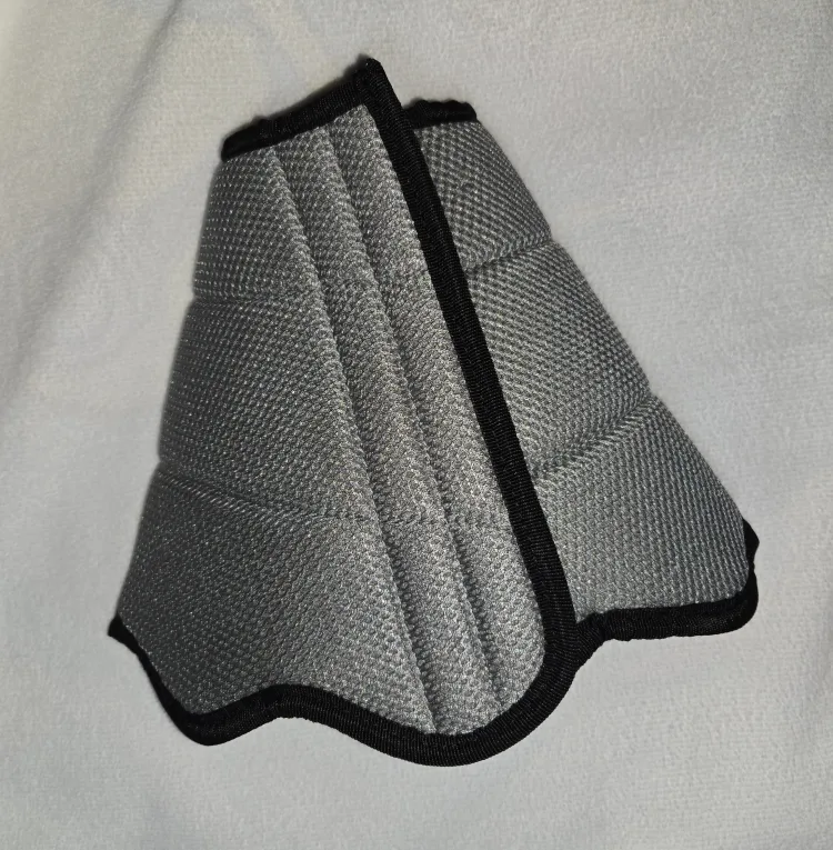 Dog Cone Collar - Size Small image indicator(3)