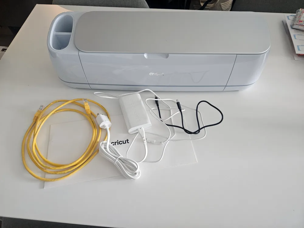 Cricut Maker 3 Cutting Machine image indicator(6)