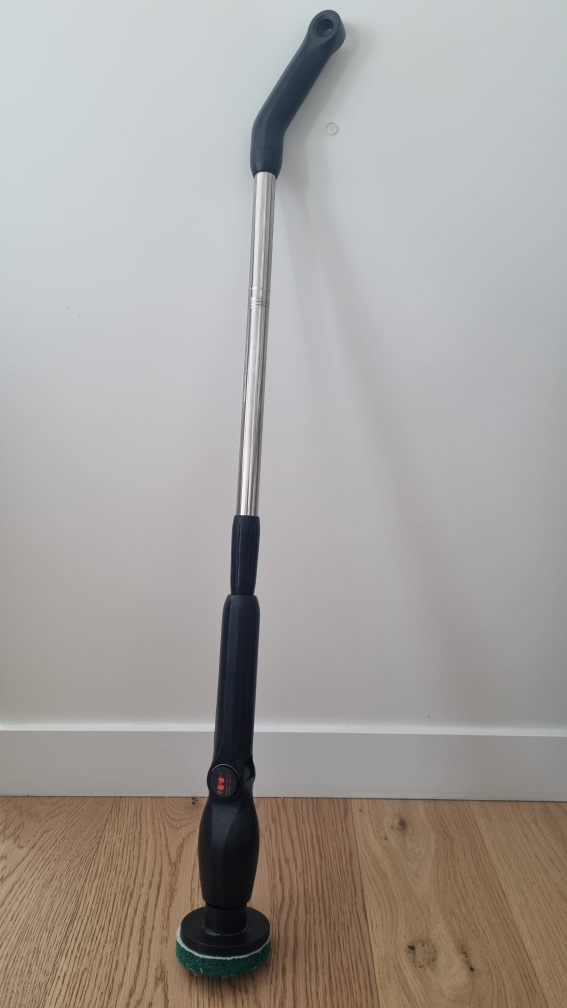 Electric Spin Scrubber with Extendable Handle, used - photo 4