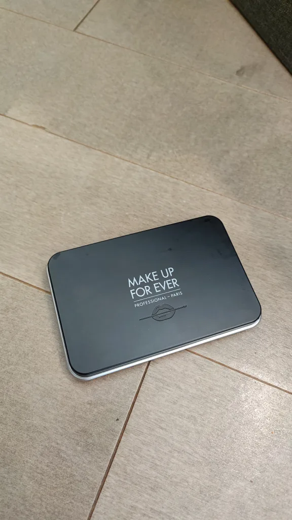 MAKE UP FOR EVER Matte Velvet Skin Foundation Y215 thumbnail
