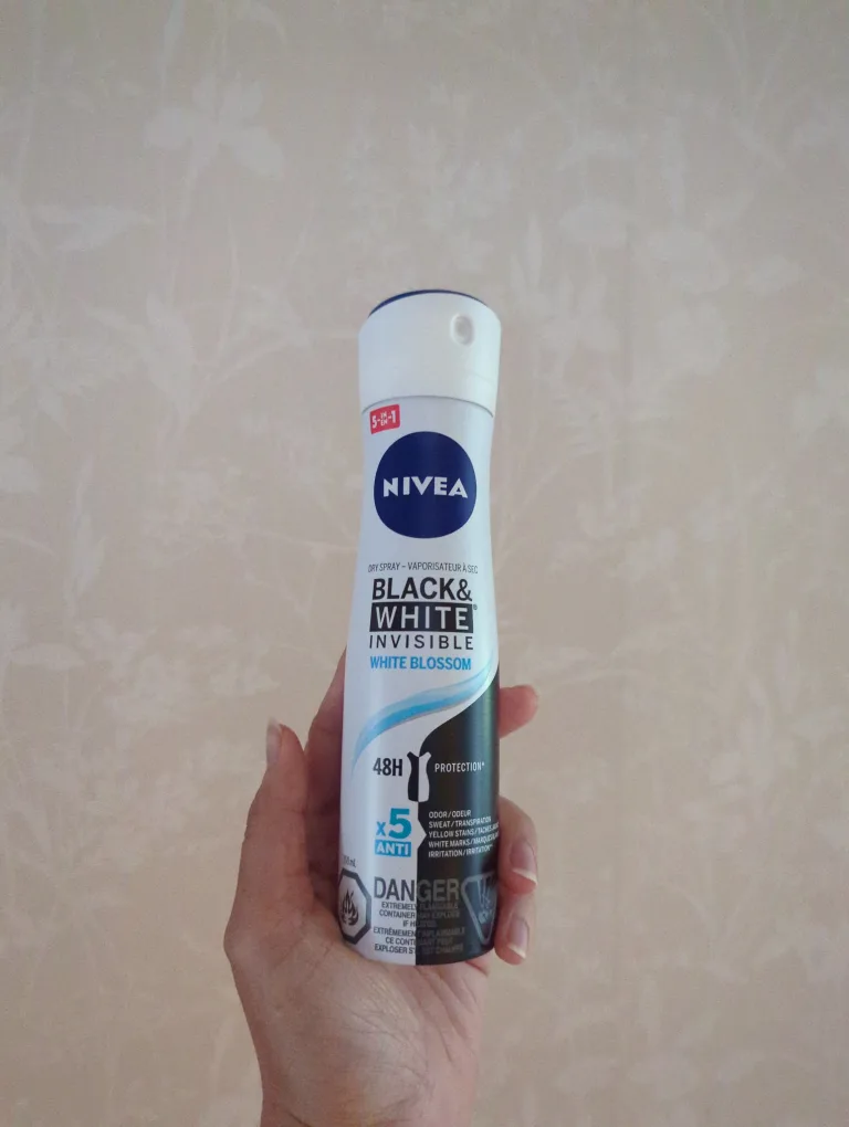 Brand New Nivea Spray on deodorant 🇨🇦 thumbnail