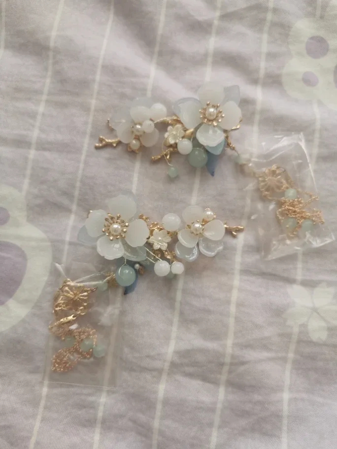 Handmade Chinese Buyao - Floral Hair Clips - New in Packaging thumbnail