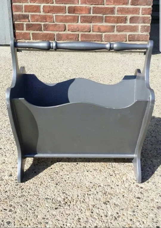 ☆☆☆ SILVER/GREY WOODEN MAGAZINE RACK/HOLDER!! ☆☆☆ image indicator(3)