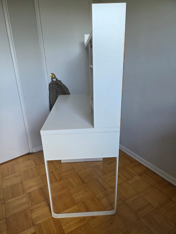 Ikea desk - photo 5