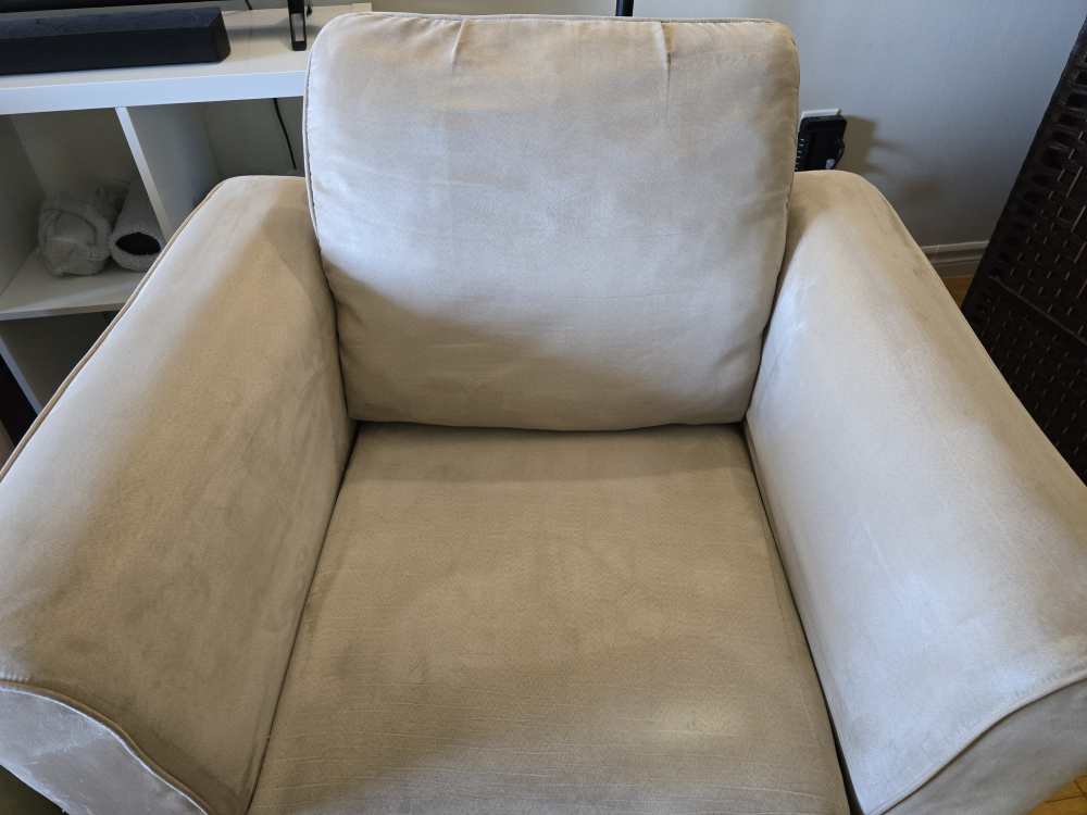 Two Beige Armchairs with Cushions - photo 3