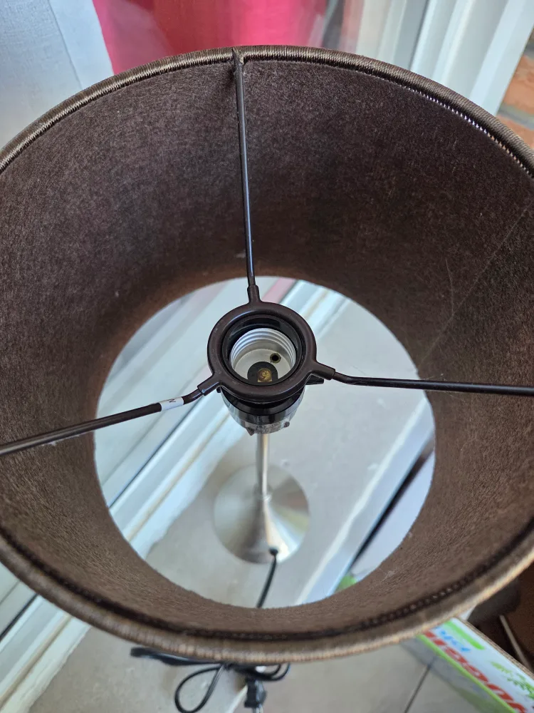 Pair of Modern Table Lamps image indicator(4)