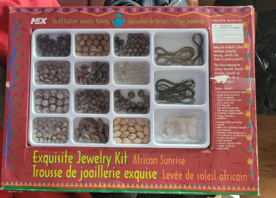 Exquisite Jewelry Kit thumbnail