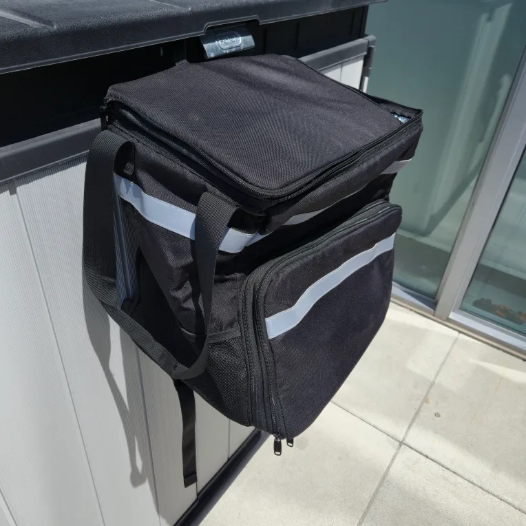 Insulated Food Delivery Backpack - Black thumbnail