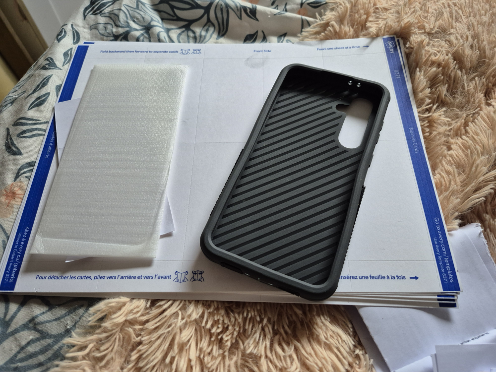 Black Phone Case & Screen Protector Samsung s24fe - photo 2