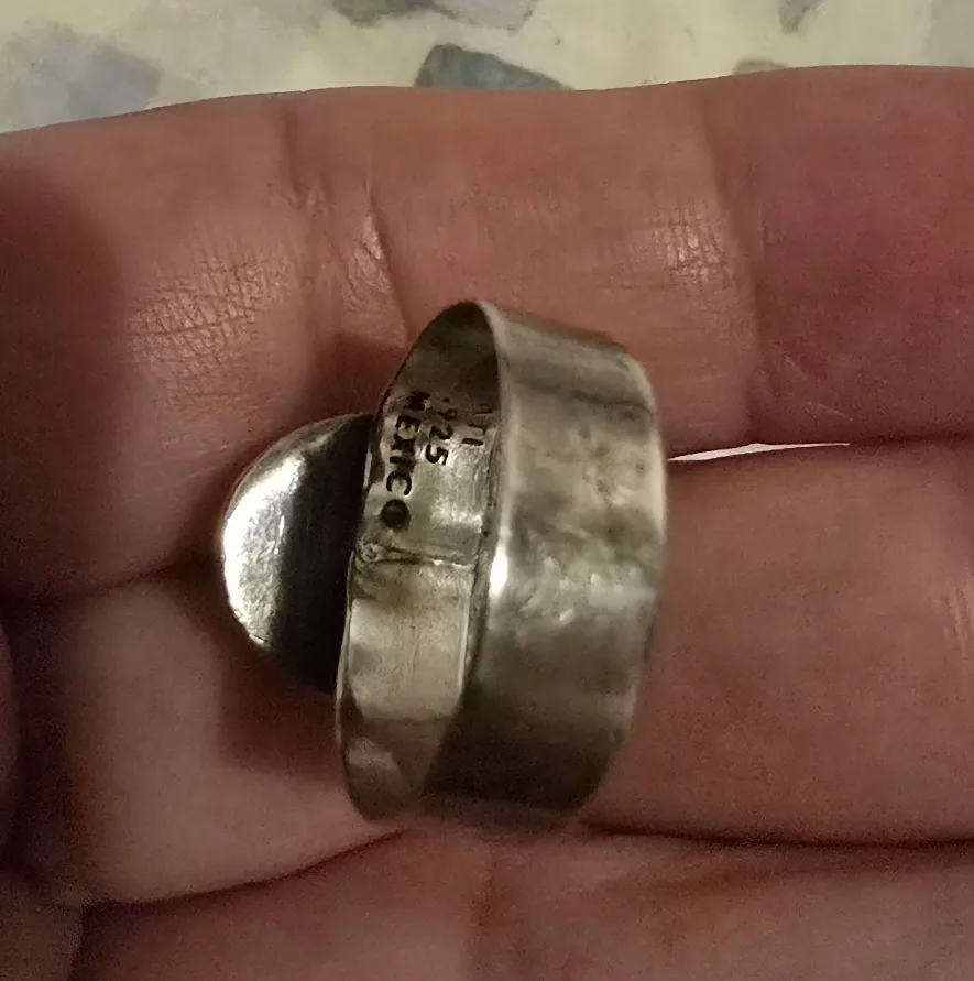 Vintage Sterling Silver Ring with Red Stone image indicator(4)