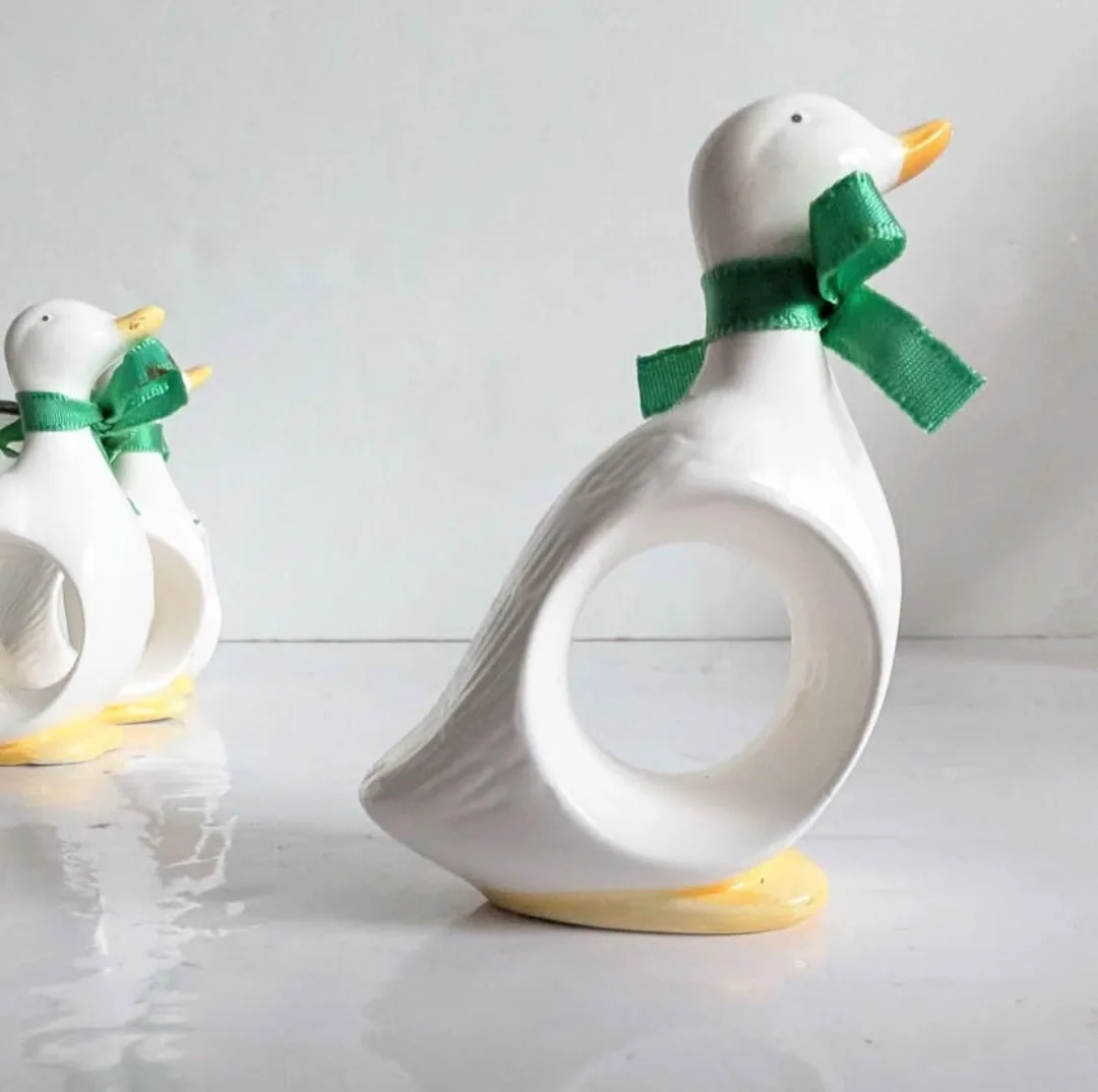 Set of 4 Napkin Rings ~ Porcelain Ducks image indicator(2)