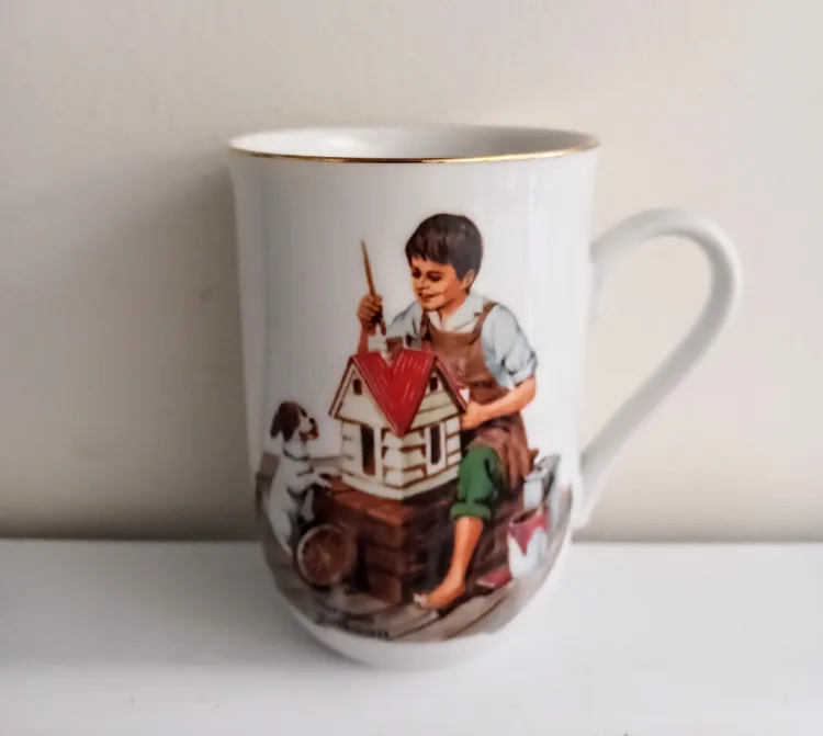 Set of 4 Vintage Gold rimmed Norman Rockwell Collector's mugs image indicator(6)