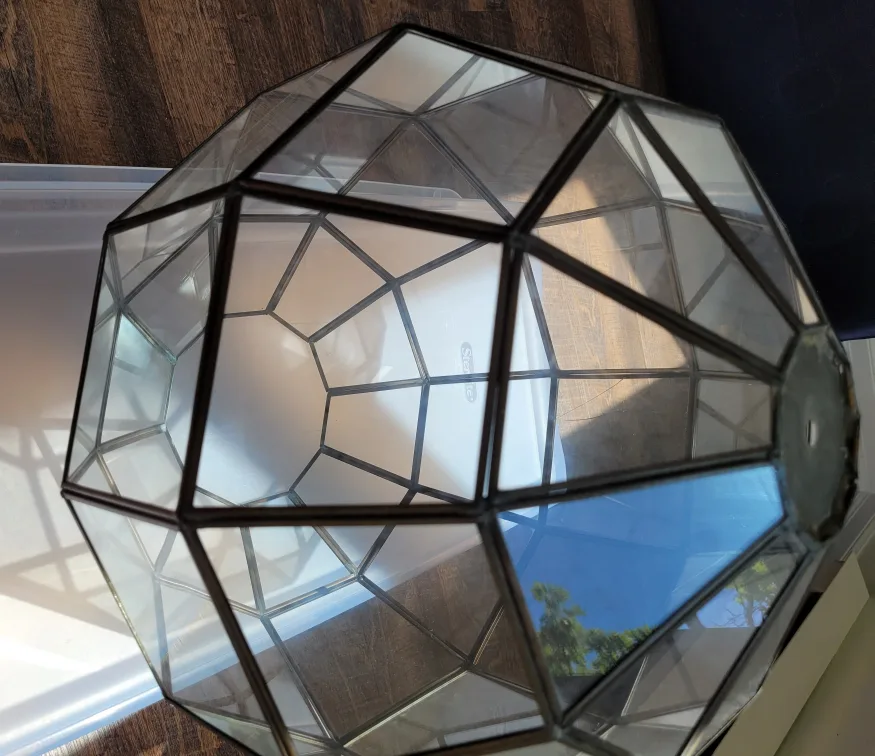Geometric Glass Terrariums 🇨🇦 thumbnail