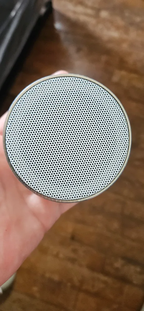 LG A10 Minimalist Style Reflective Light BT Speaker image indicator(4)