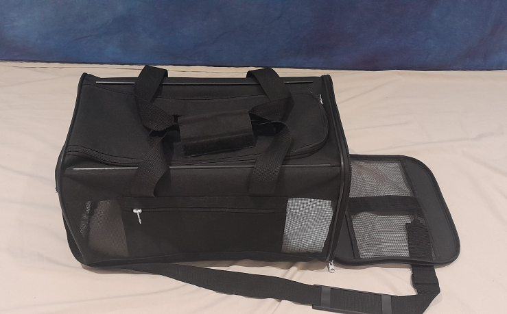 Pet Carrier - Good Condition