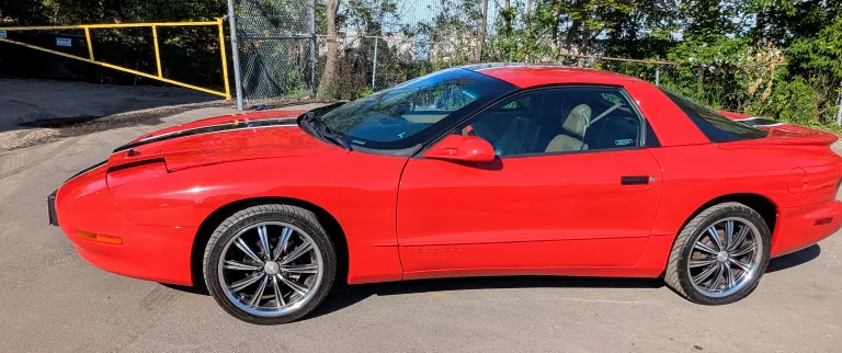 Customized 1995 Pontiac Firebird thumbnail