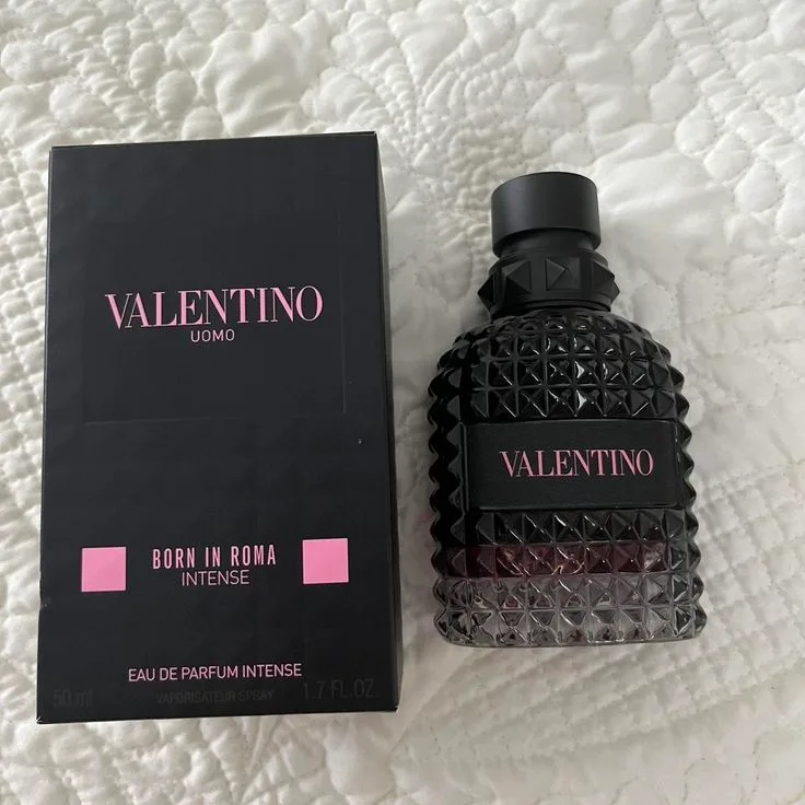 Valentino Uomo Born In Roma Eau de Toilette thumbnail