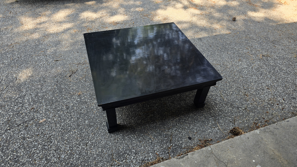 Black folderble LowTable