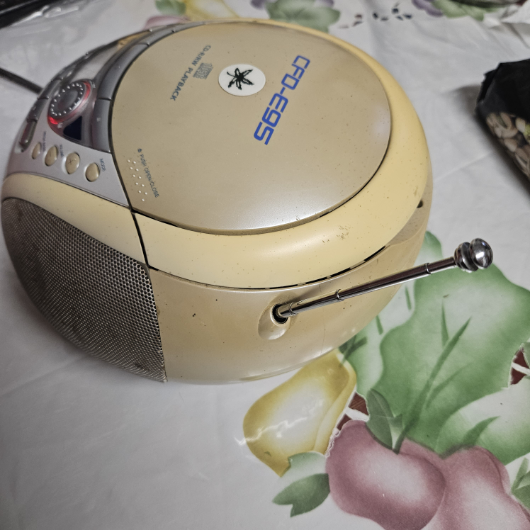 Sony CFD-E95 CD Radio Cassette Player - photo 2