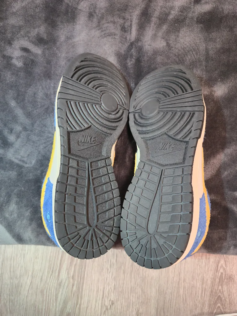 Nike Dunk Low x Cactus Plant Flea Market (CPFM) Size 11 image indicator(9)