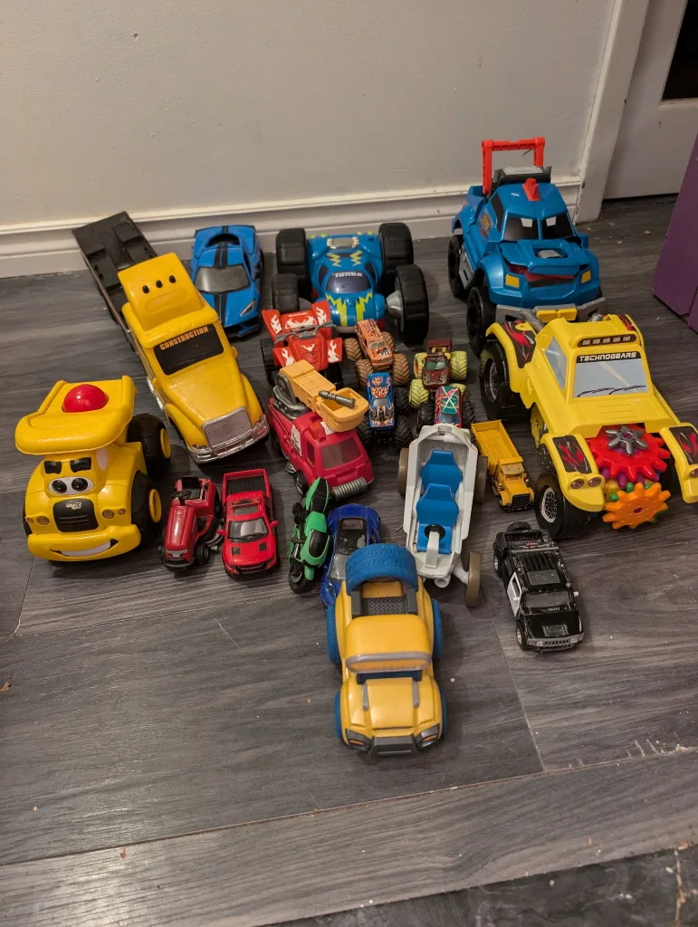 large toy vehicle lot thumbnail