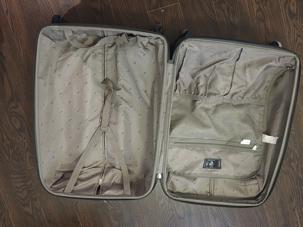 HEYS luggage - photo 2