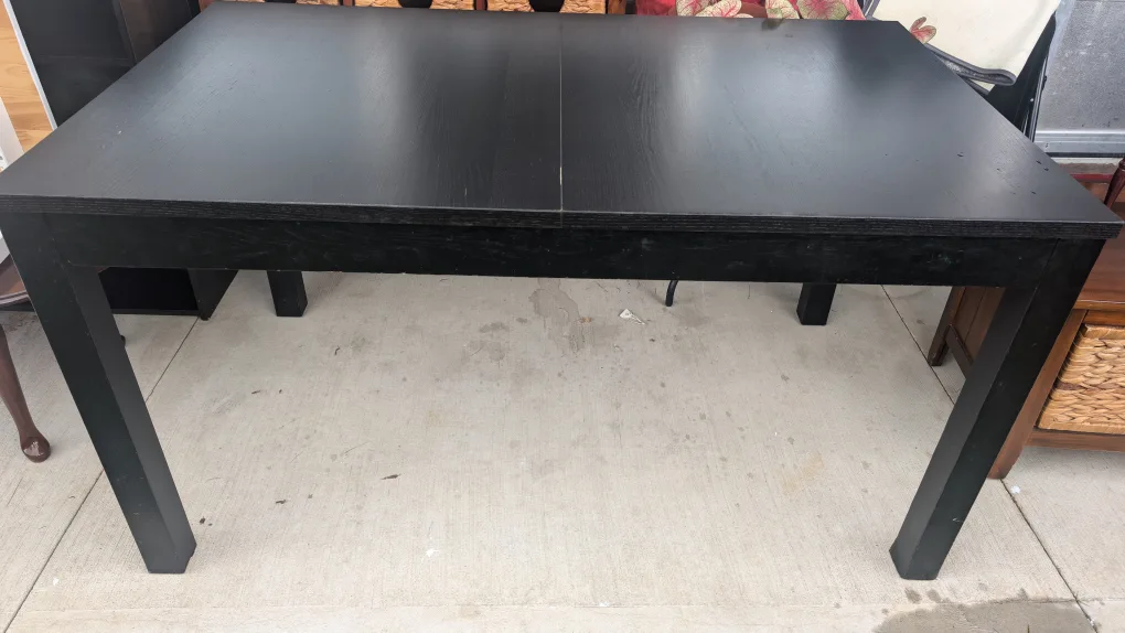 Black Extendable Dining Table thumbnail