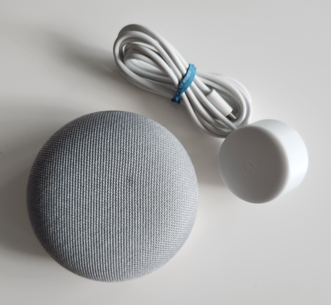 Google Nest Mini - Smart Speaker