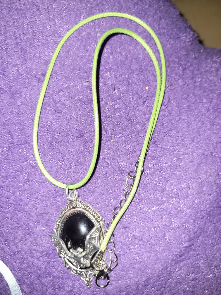 Necklaces with Pendants image indicator(7)