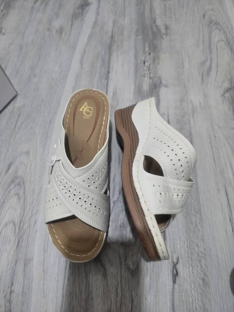 AG Italy White Wedge Sandals - Size 36 image indicator(3)