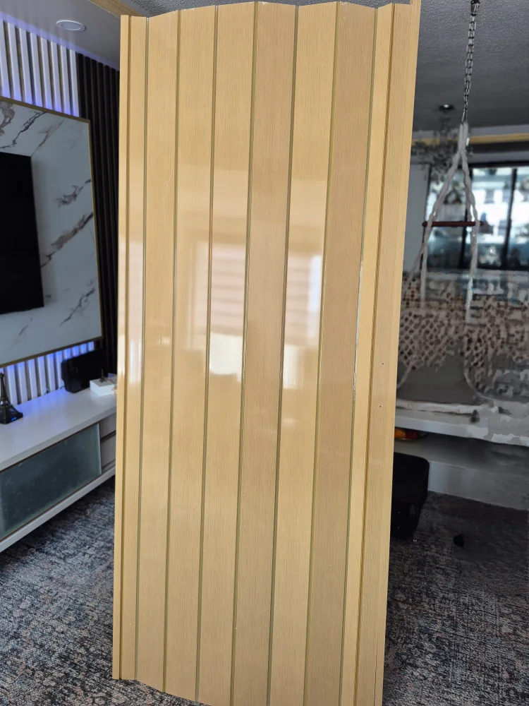 Folding Door with Hardware image indicator(6)