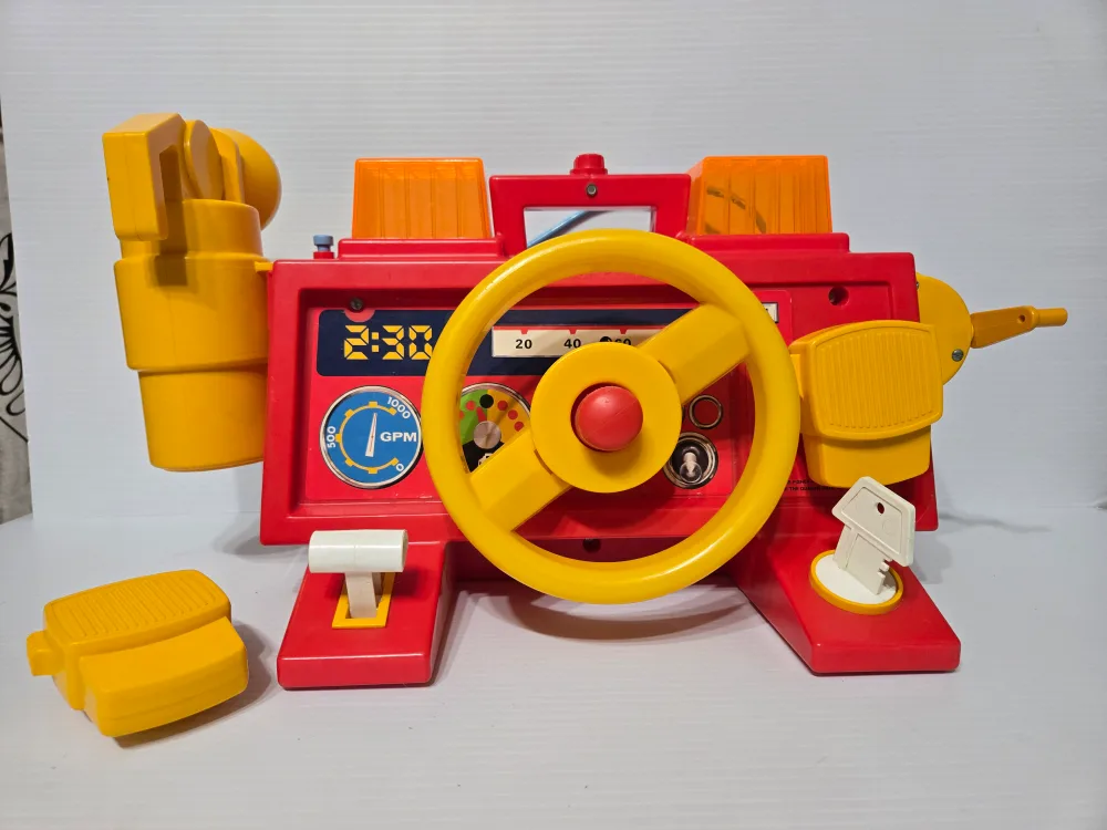 Fisher-Price Fire Fighter Set image indicator(3)