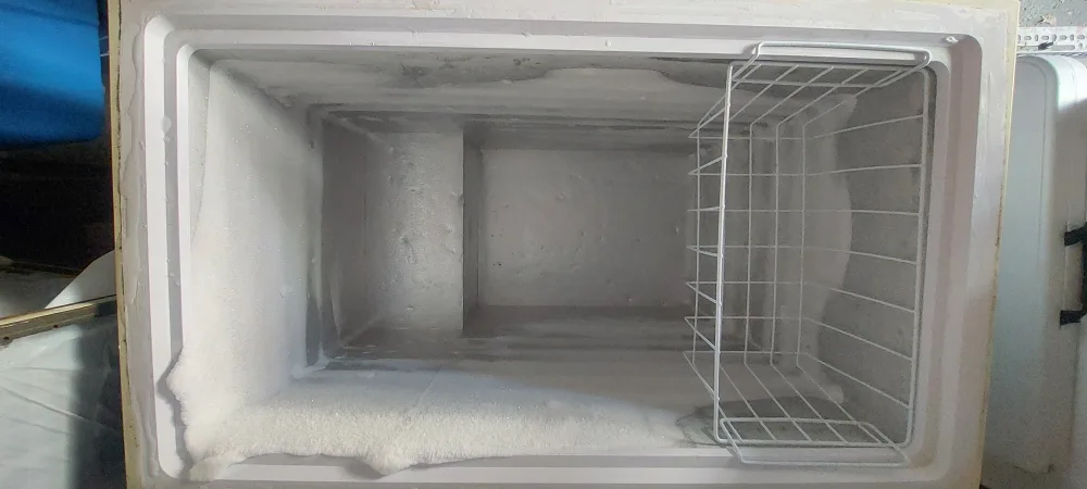 Chest Freezer W34.5" image indicator(2)