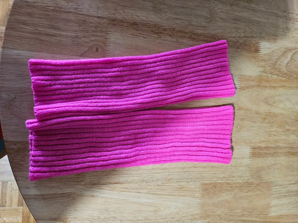 Pink Arm Warmers thumbnail