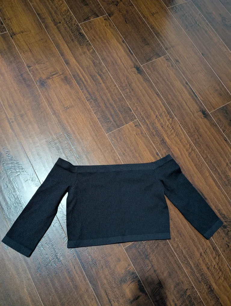 Black Off-the-Shoulder Long Sleeve Top thumbnail