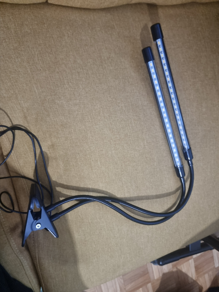 LED UV Grow Light with Clip