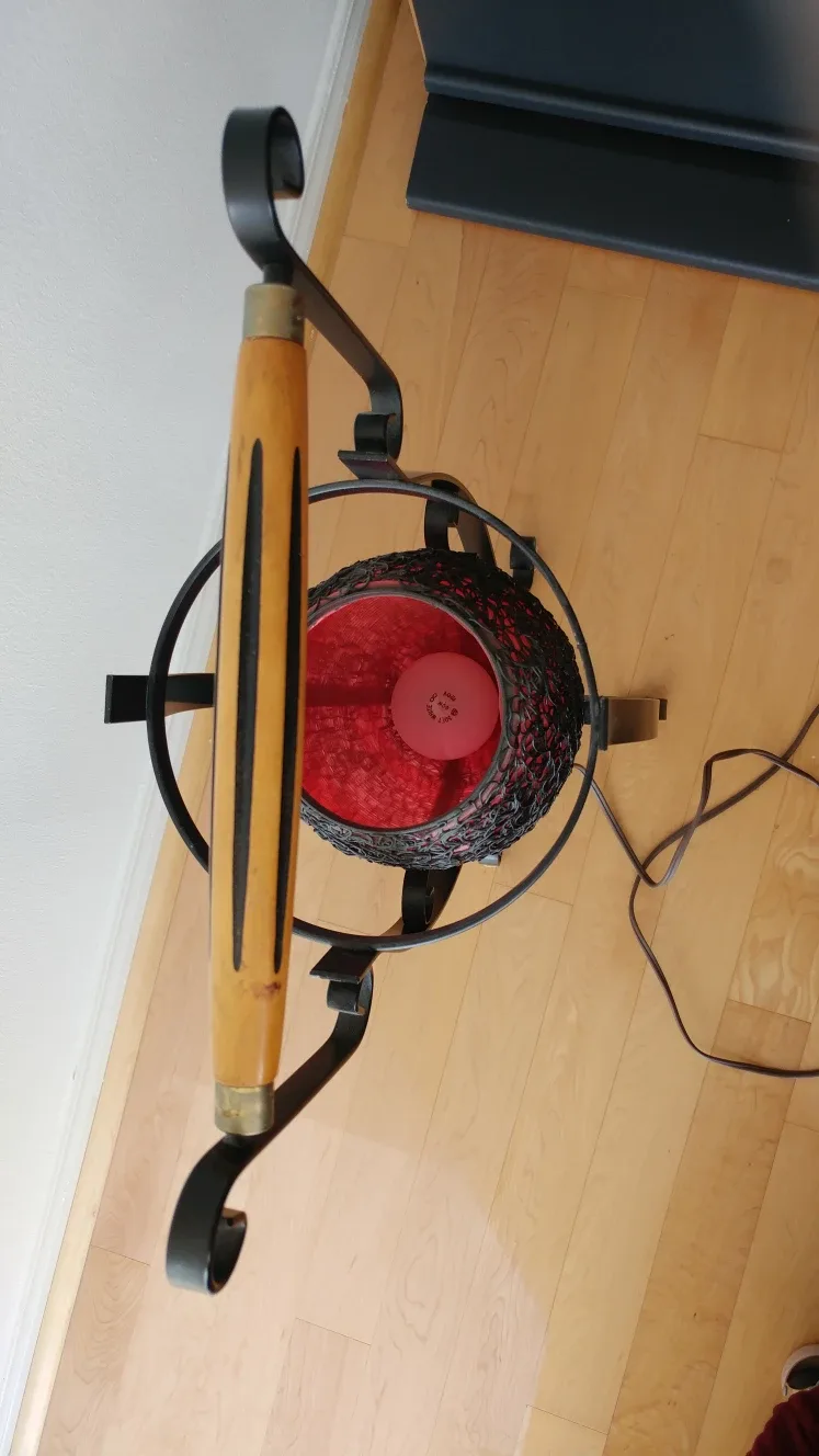 Vintage Metal & Wood Floor Lamp image indicator(3)