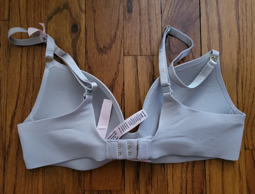 Victoria's Secret dream angels cloud foam 32B image indicator(2)