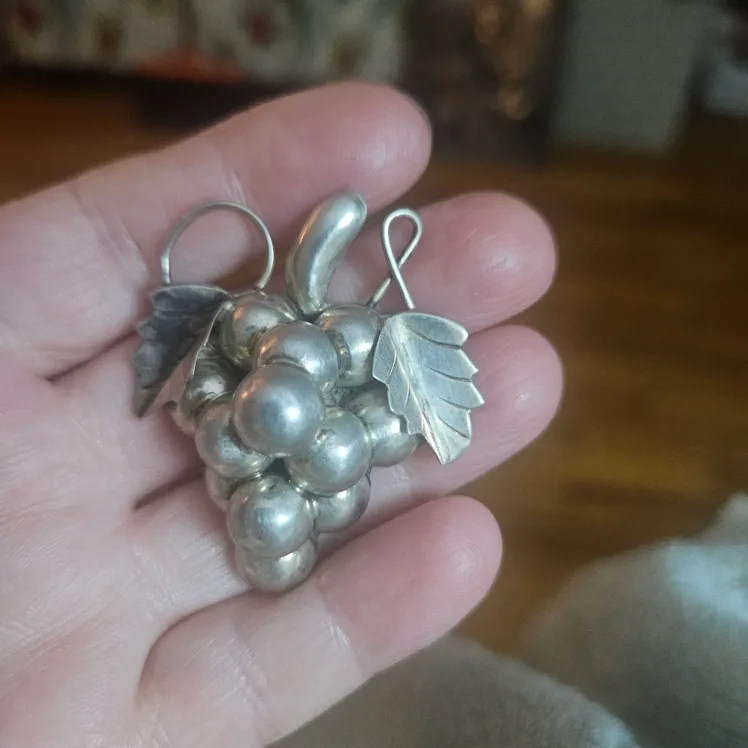 VTG Iguala Mexico 925 SILVER  Graves  Brooch. thumbnail