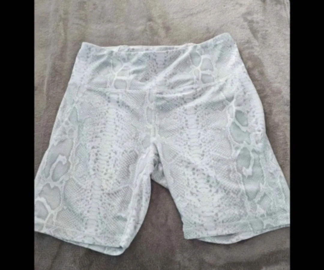 womens clothes image indicator(4)