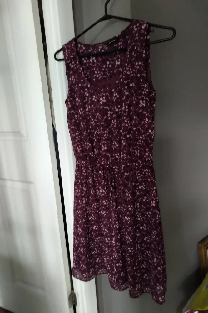 Reitmans XXS Floral Dress/Fits like small thumbnail